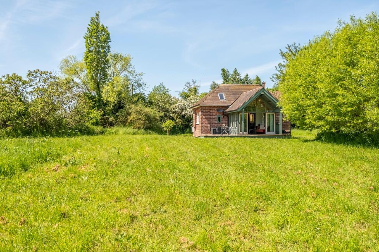 Villa Ultimate Constable Country Rural Retreat - The Pump House à Colchester Extérieur photo